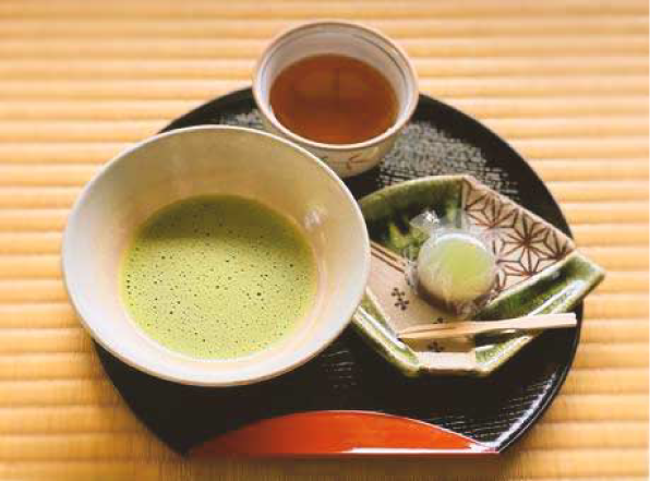 Experience the Japanese Spirit Through a Tea Ceremony